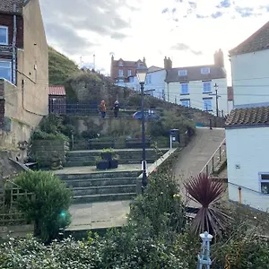 Holiday home Sandside Retreat United Kingdom